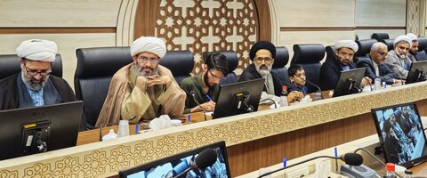 تصاویر/ نشست هم‌اندیشی اساتید فرق و ادیان با معاونت تبلیغ حوزه‌های علمیه کشور