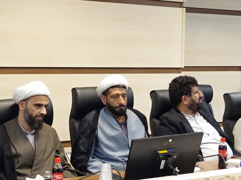 تصاویر/ نشست هم‌اندیشی اساتید فرق و ادیان با معاونت تبلیغ حوزه‌های علمیه کشور