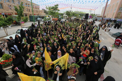 تصاویر / جشن روز دختر در حرم زینبیه اصفهان