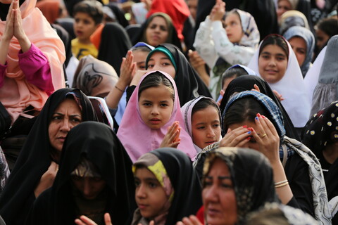 تصاویر / جشن روز دختر در حرم زینبیه اصفهان