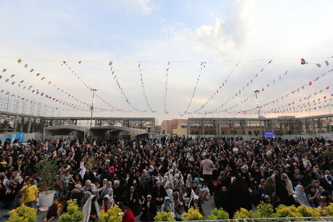 تصاویر / جشن روز دختر در حرم زینبیه اصفهان