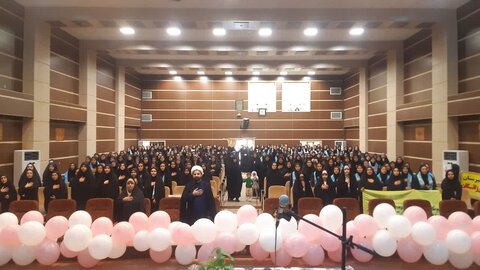 تصاویر/برگزاری جشن ولادت حضرت معصومه (س)و روز دختر در ساوه