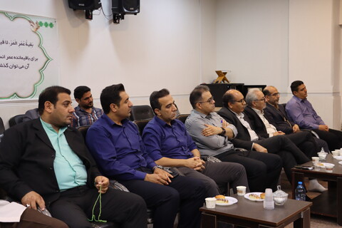 دیدار مدیران دستگاه های تابعه وزارت کار و جامعه کارگری خوزستان با نماینده ولی فقیه