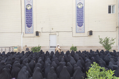 حضور آیت الله ناصری در دبیرستان شهید مطهری به مناسبت روز دختر