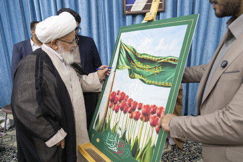 دیدار خادمان کاروان زیر سایه خورشید با امام جمعه یزد