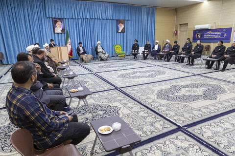 دیدار خادمان کاروان زیر سایه خورشید با امام جمعه یزد