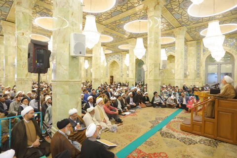 تجلیل از مقام علمی و اخلاقی آیت الله العظمی جوادی آملی
