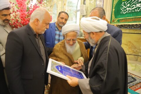 تجلیل از مقام علمی و اخلاقی آیت الله العظمی جوادی آملی
