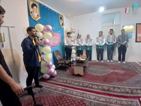 تصاویر/برگزاری جشن دهه کرامت همراه با خادمیاران رضوی در مدرسه علمیه الهیه ساوه