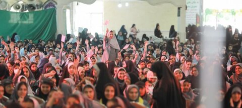 تصاویر/ جشن بزرگ "بهترین دختر دنیا" در سیرجان