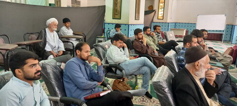 تصاویر/ کرسی آزاداندیشی مدرسه آیت‌الله مدنی کاشانی(ره)