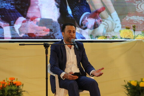 تصاویر / ویژه برنامه «قرار عاشقی با امام هشتم» در اصفهان