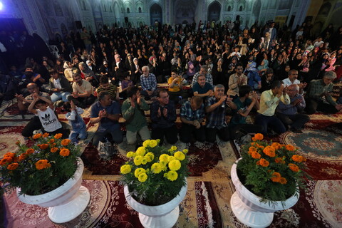 تصاویر / ویژه برنامه «قرار عاشقی با امام هشتم» در اصفهان