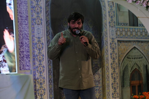 تصاویر / ویژه برنامه «قرار عاشقی با امام هشتم» در اصفهان