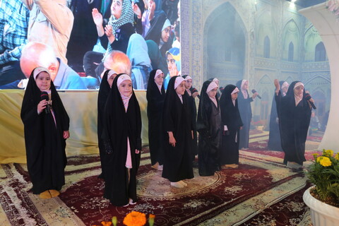 تصاویر / ویژه برنامه «قرار عاشقی با امام هشتم» در اصفهان