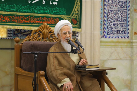 تصاویر / مراسم روز معلم و تقدیر از استاد آیت الله العظمی جوادی آملی