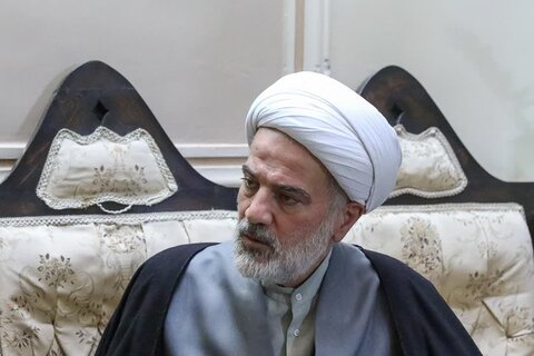 تصاویر / دیدار نماینده ولی‌فقیه در استان قزوین  با معمرین روحانی و اساتید حوزه علمیه قزوین