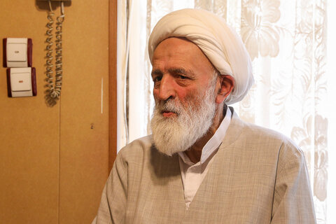 تصاویر / دیدار نماینده ولی‌فقیه در استان قزوین  با معمرین روحانی و اساتید حوزه علمیه قزوین