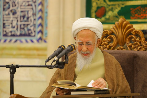 تصاویر / مراسم روز معلم و تقدیر از استاد آیت الله العظمی جوادی آملی