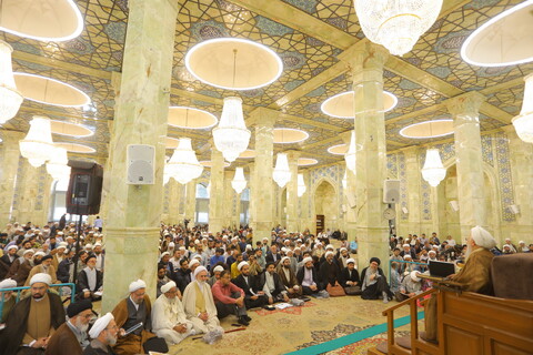 تصاویر / مراسم روز معلم و تقدیر از استاد آیت الله العظمی جوادی آملی