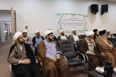 نشست مساجد ویژه، الگو و فعال اهواز با نماینده ولی فقیه در خوزستان