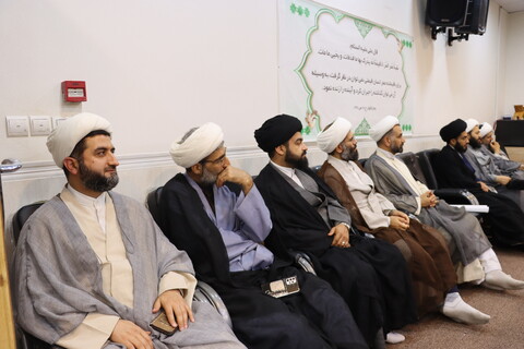 نشست مساجد ویژه، الگو و فعال اهواز با نماینده ولی فقیه در خوزستان