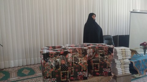 تصاویر/ مراسم تجلیل از مقام شامخ استاد در مدرسه علمیه خواهران خورموج