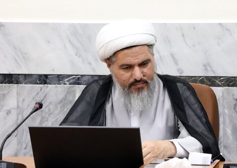 تصاویر/ سومین جلسه از «سلسله نشست‌های اساتید و فضلای جوان حوزه علمیه» با موضوع «نقش آفرینی در عرصه راهبری و سیاستگذاری»