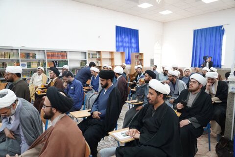 تصاویر افتتاحیه اولین دوره آموزشی رشته تخصصی مشاوره اسلامی سطح ۳ در لرستان