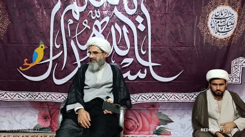 تصاویر/ دیدار مدیر حوزه علمیه استان هرمزگان با کادر و اساتید مدرسه علمیه مولود کعبه جاسک