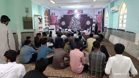 تصاویر/ دیدار مدیر حوزه علمیه استان هرمزگان با کادر و اساتید مدرسه علمیه مولود کعبه جاسک