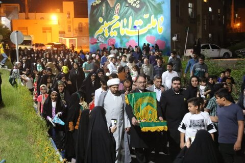 تصاویر/ خادمان امام رضا(ع) در جمع بوشهری‌ها