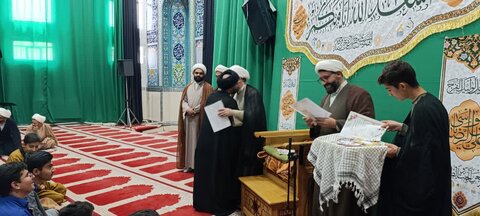 تصاویر ویژه برنامه گرامیداشت مقام معلم در مدرسه علمیه نورآباد