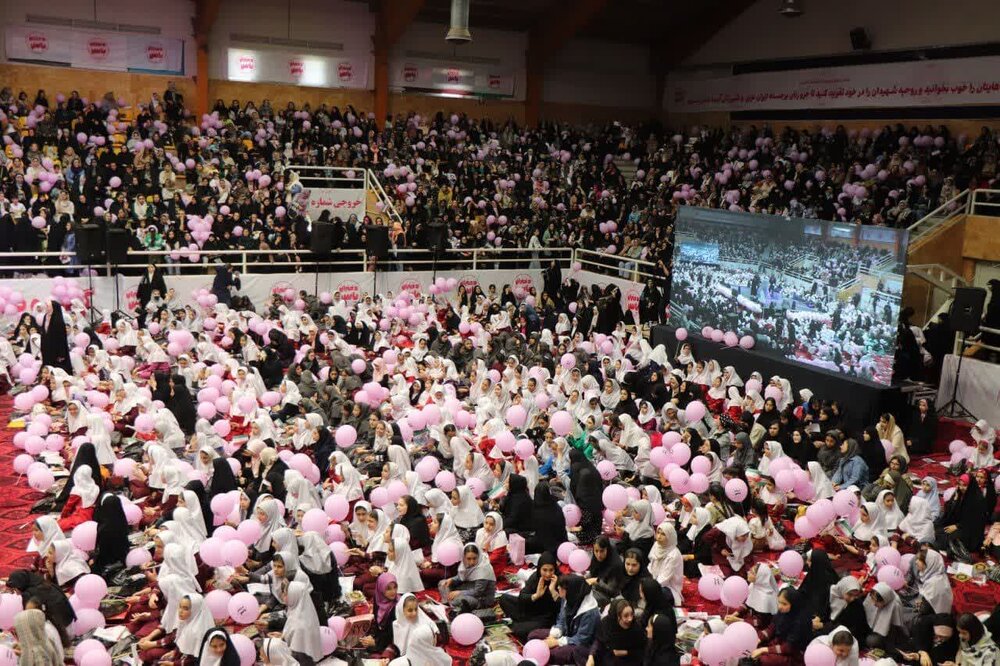 تصاویر/ جشن بزرگ دختران یاس در ارومیه