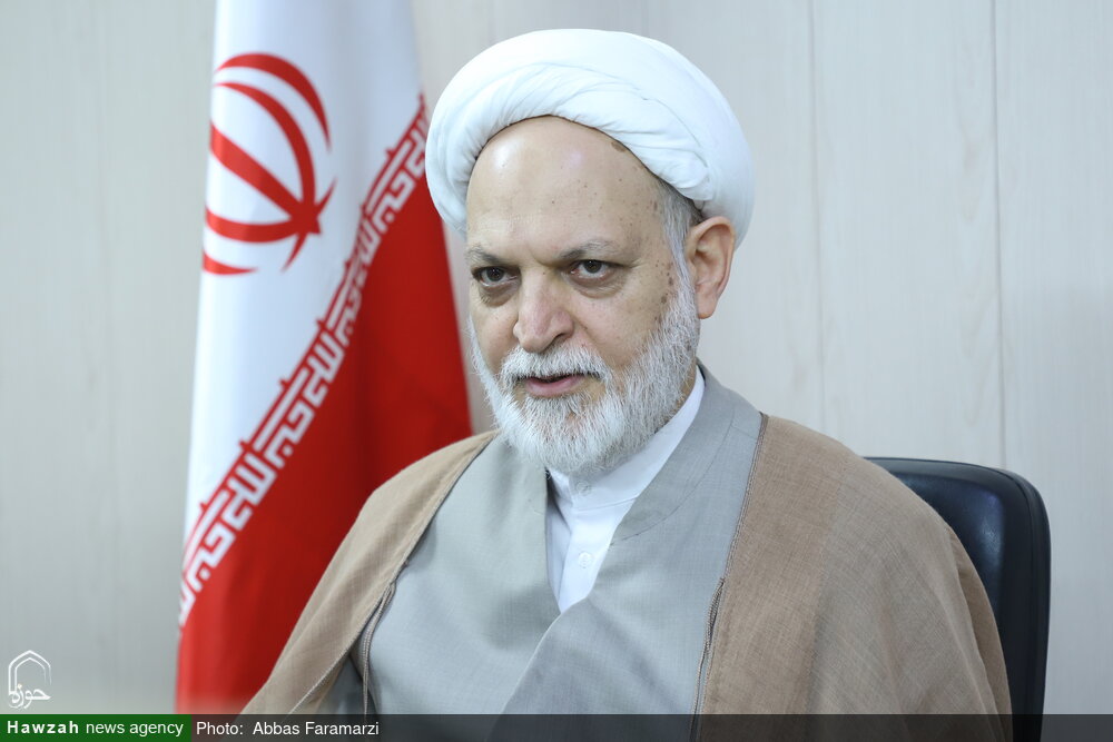 پژوهش های بانوان طلبه نشانه حضور موثر آنان در جامعه است