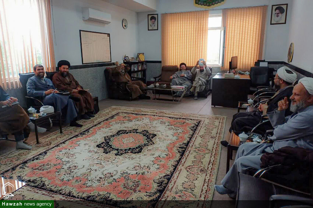 تصاویر/ سرکشی مدیر حوزه علمیه استان همدان از مدرسه علمیه آیت الله بهاری استان همدان