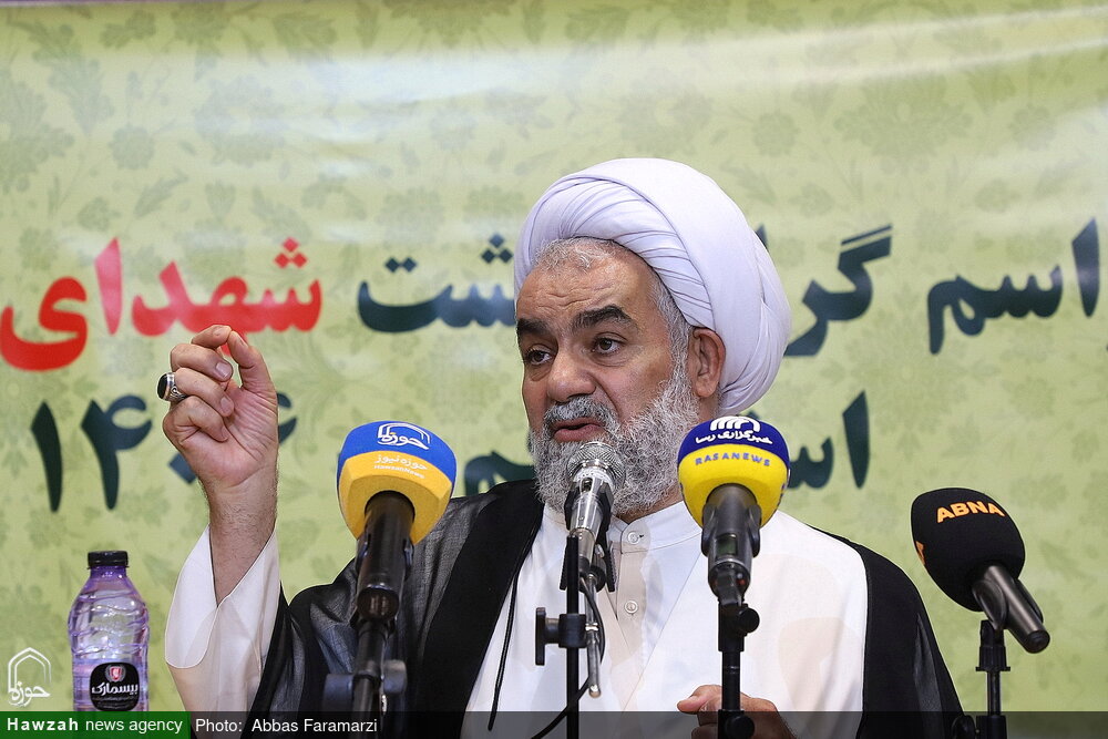 گرامیداشت شهدای رسانه استان قم / تقدیر از برگزیدگان رویدادهای رسانهای «میثاق» و «سرباز مقاومت»