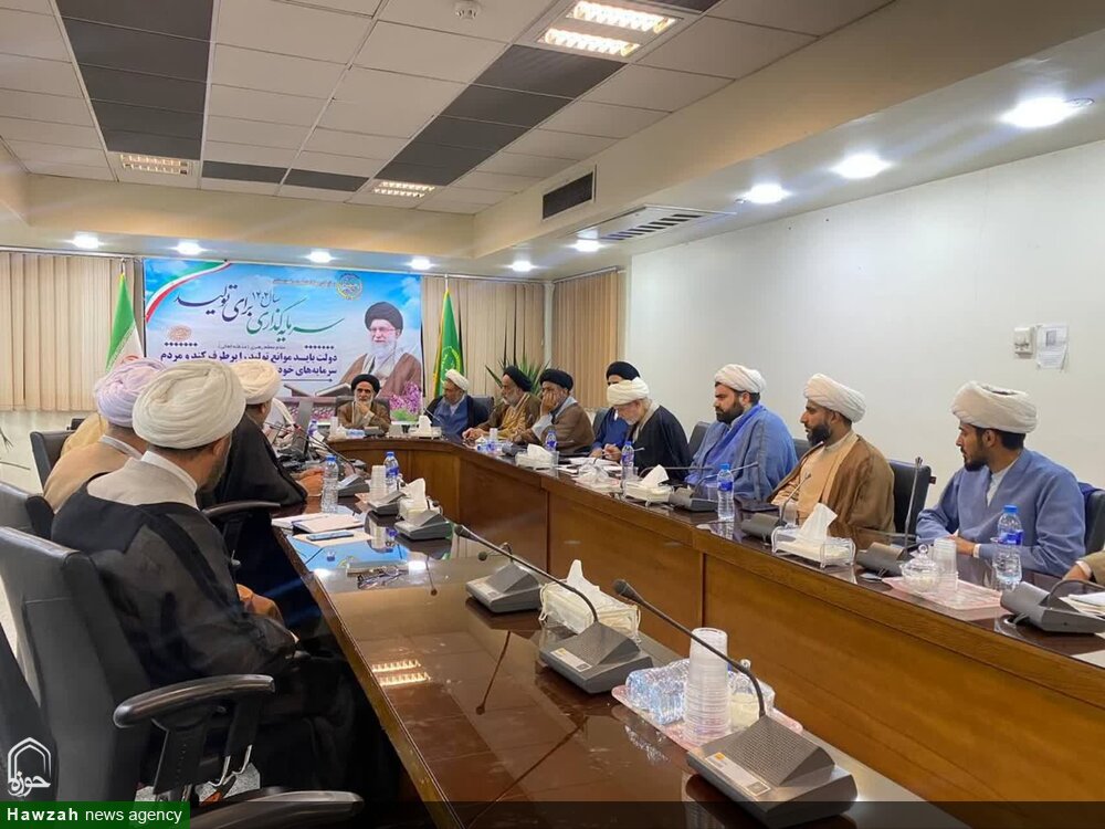 حضور نماینده ولی فقیه در وزارت جهاد کشاورزی در جمع مسئولان دفاتر نمایندگی ولی‌فقیه در شهرستان‌ها و ادارات کل دستگاه‌های تابعه خوزستان