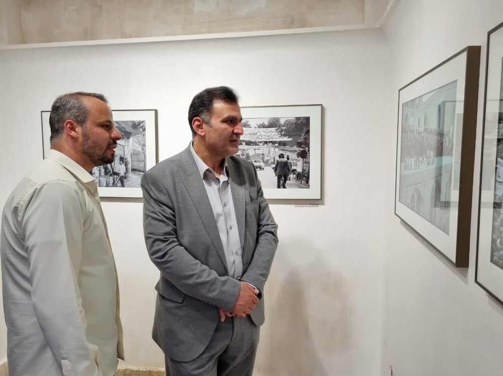 افتتاح نگارخانه خبرنگار فقید استاد مرتضی شریف در کاشان