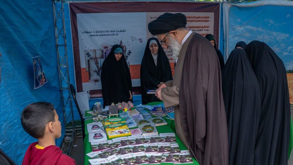 تصاویر| اجتماع ۳۰۰۰ نفری معصومه‌ها در کرج به مناسبت میلاد حضرت معصومه (س)