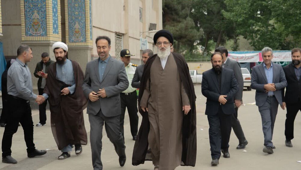 تصاویر| اجتماع ۳۰۰۰ نفری معصومه‌ها در کرج به مناسبت میلاد حضرت معصومه (س)