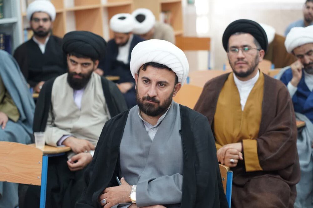 تصاویر/ افتتاحیه اولین دوره آموزشی رشته تخصصی مشاوره اسلامی سطح ۳ در لرستان