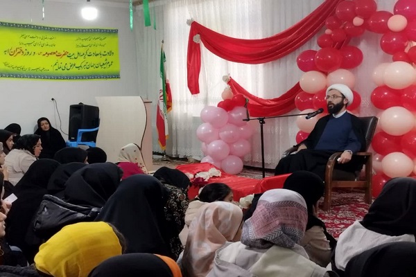 تربیت مبتنی بر آموزه‌های دینی به تضعیف تهاجم فرهنگی می‌انجامد+ عکس