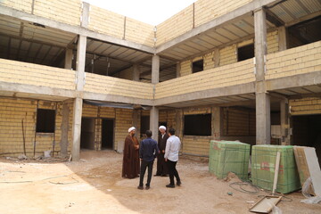 تصاویر/ بازدید معاون منابع انسانی و پشتیبانی حوزه‌های علمیه از پروژه‌های عمرانی مدرسه علمیه امام حسن مجتبی (علیه السلام) اهواز