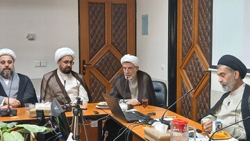 شهید رئیسی دولت را با الگوی حکومت دینی اداره کرد+عکس