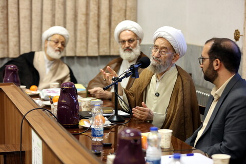 تصاویر/ مراسم رونمایی از کتاب تازه‌یاب الرسالة الفاطمیة