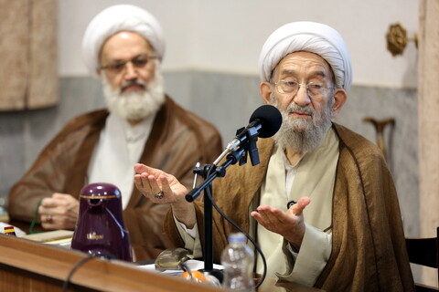 تصاویر/ مراسم رونمایی از کتاب تازه‌یاب الرسالة الفاطمیة