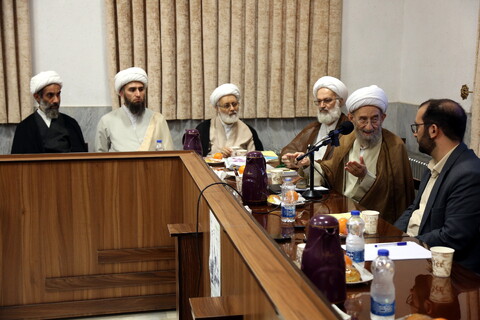 تصاویر/ مراسم رونمایی از کتاب تازه‌یاب الرسالة الفاطمیة