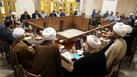 تصاویر/ مراسم رونمایی از کتاب تازه‌یاب الرسالة الفاطمیة