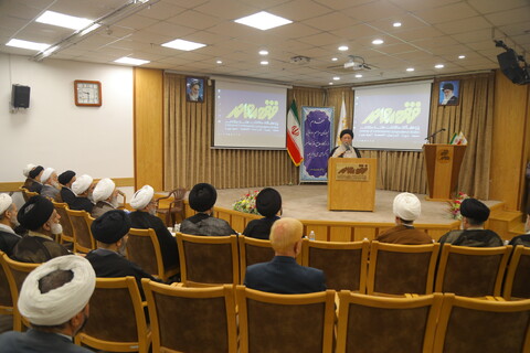 تصاویر / مراسم رونمایی از  " درگاه جامع فقه معاصر  " در قم